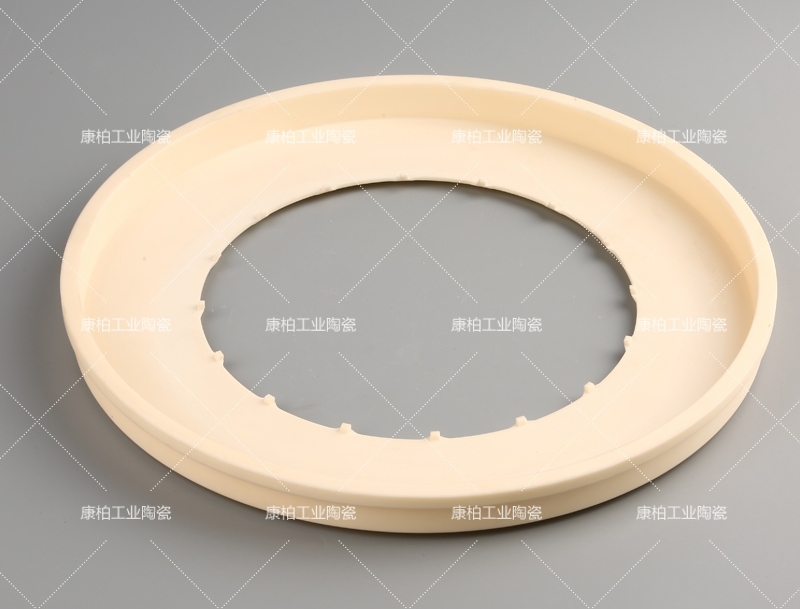 在生物醫(yī)學領域，氧化鋁陶瓷能替代金屬嗎？